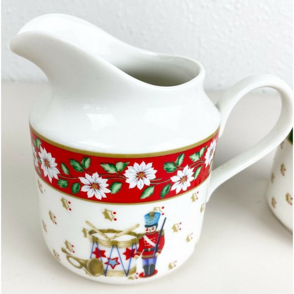 VTG Kobe Classic Traditions Charlton Hall Sugar Bowl & Creamer Set Christmas EUC - Picture 3 of 7